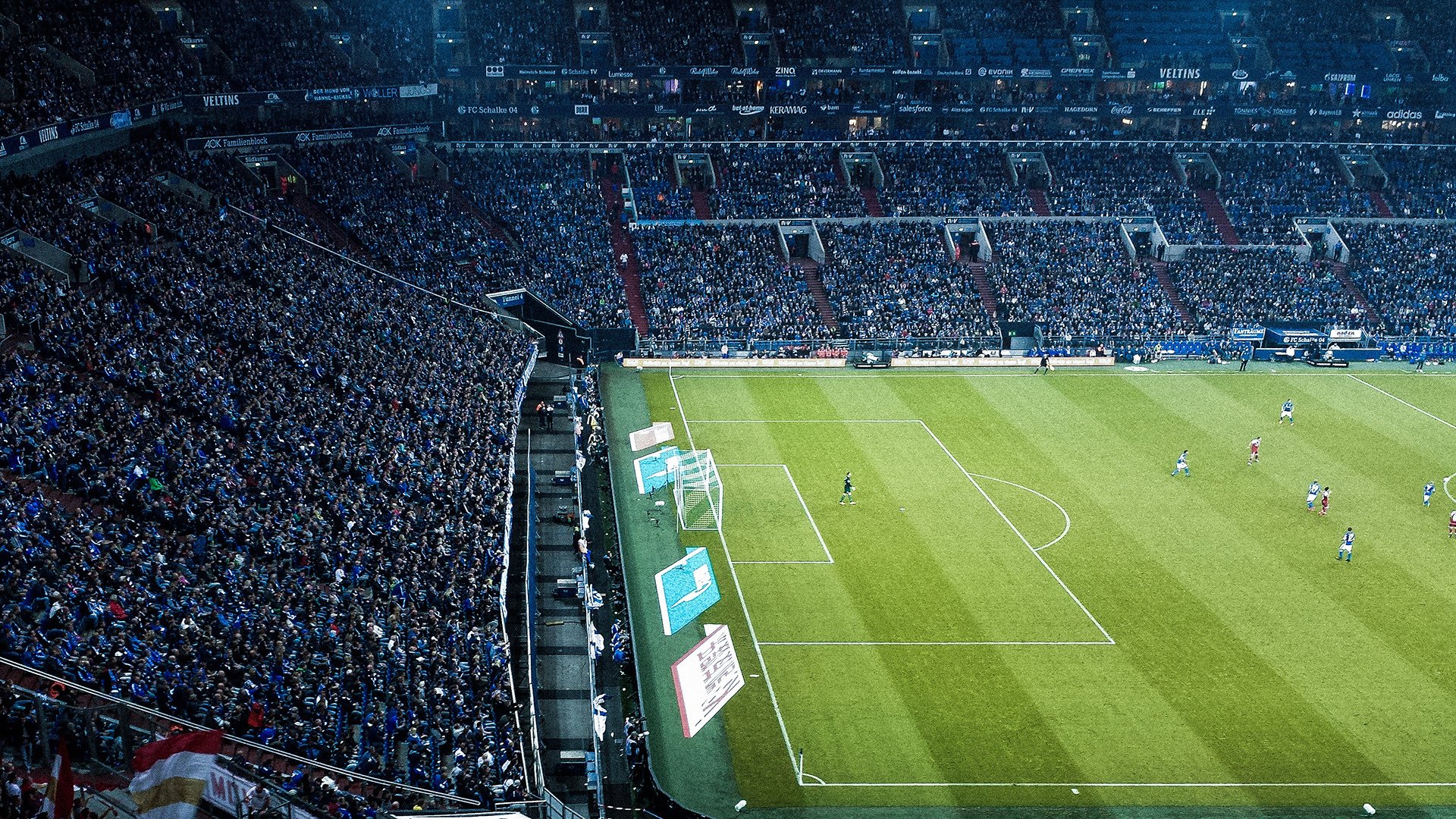 拜仁中锋新星炙手可热,未来潜力无限,拜仁中前场